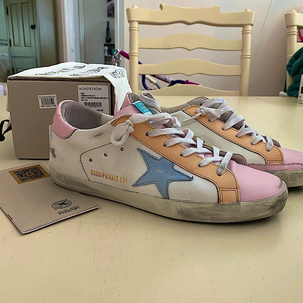 Authentic Womens Golden Goose Superstars Sz 40. Pink, Melon, light blue. Leather